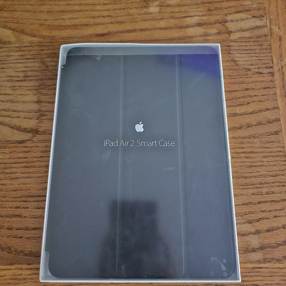 Apple Leather Smart Case for iPad Air 2 - Black New In Box
